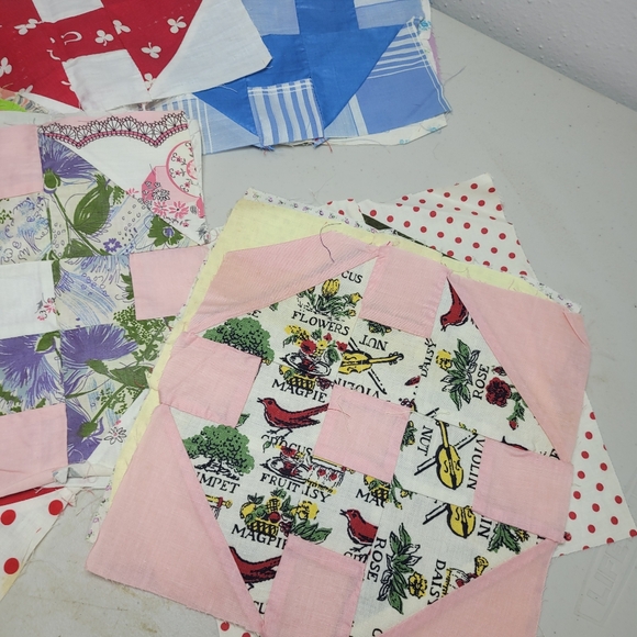 Beautiful quilting blocks vintage fabric 10" x 10" lot of 21 blocks - Picture 10 of 11